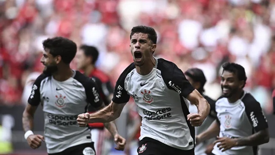Corinthians vence o Flamengo e conquista a Supercopa do Brasil em ...